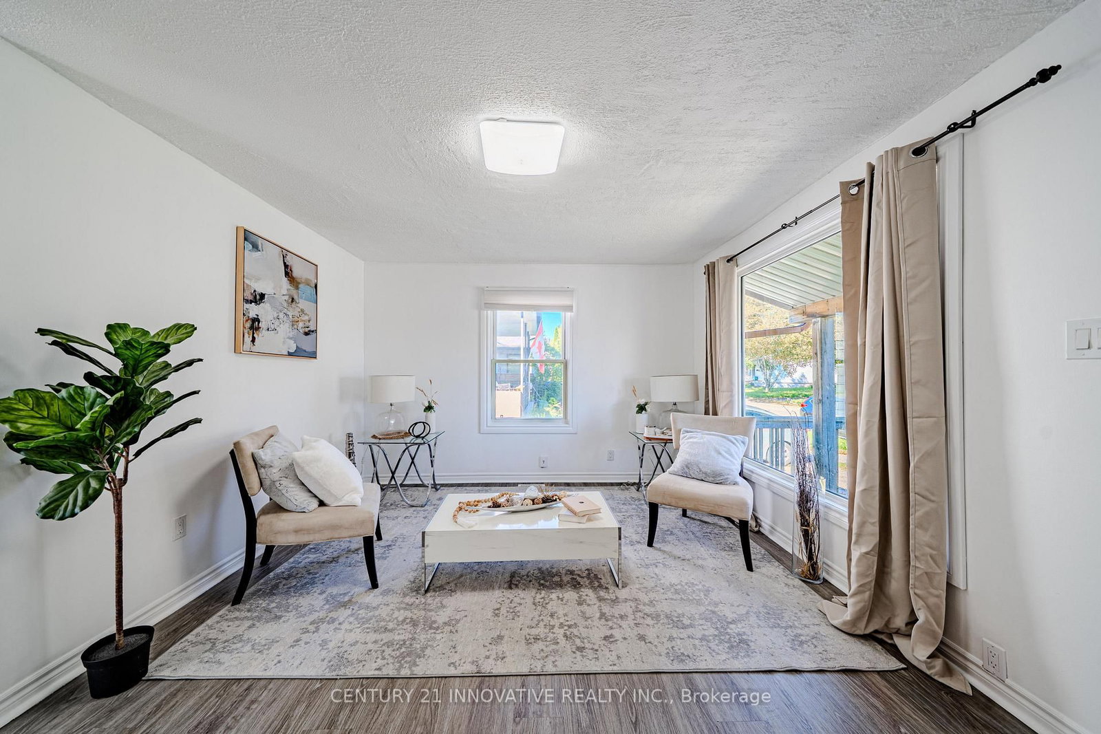 1 Edward Street • Ajax, ON photo 9