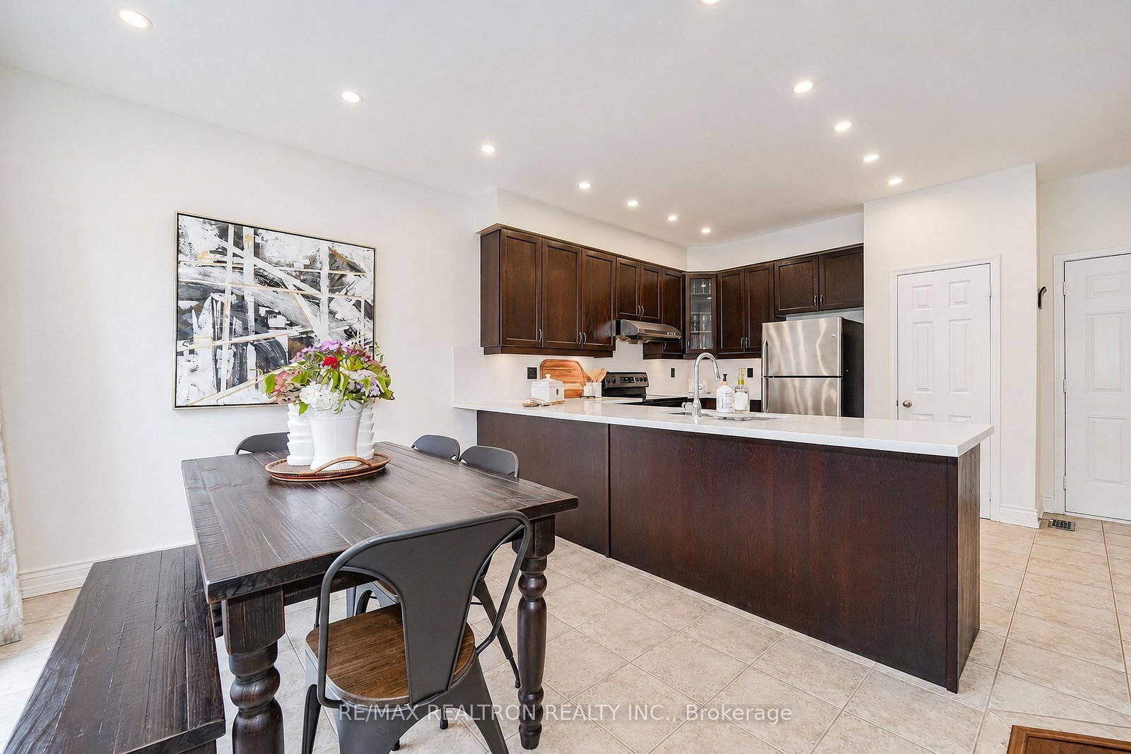 18 Byram Downs Street • Ajax, ON photo 10