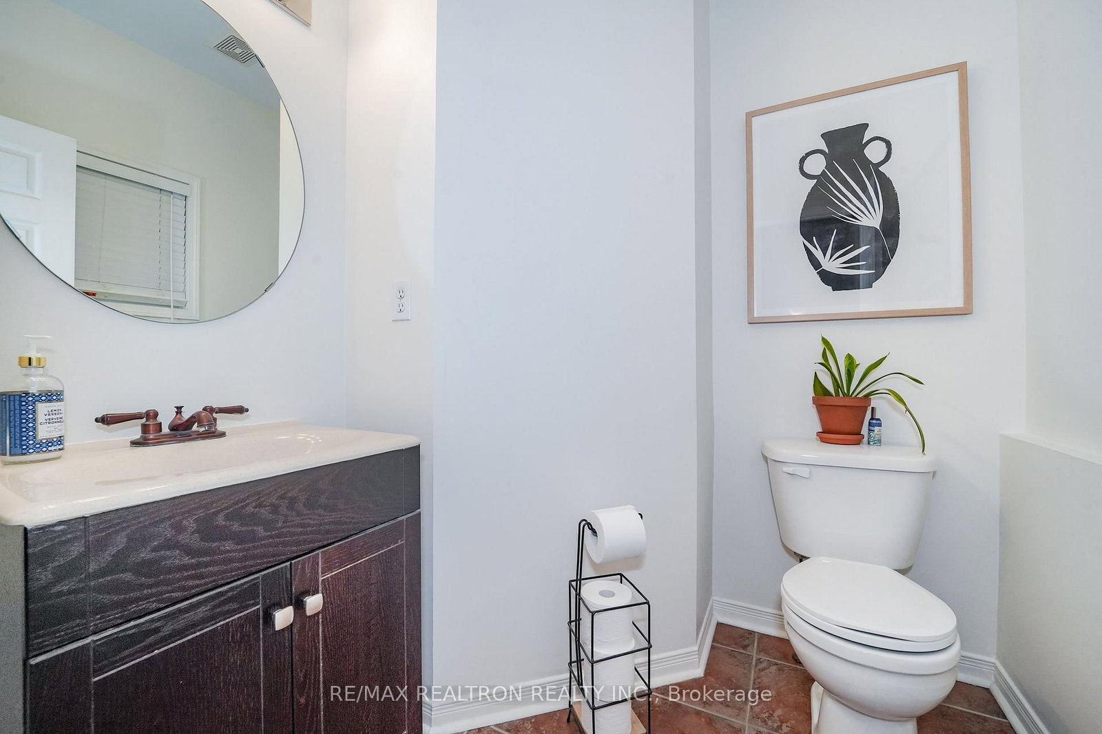 18 Byram Downs Street • Ajax, ON photo 15