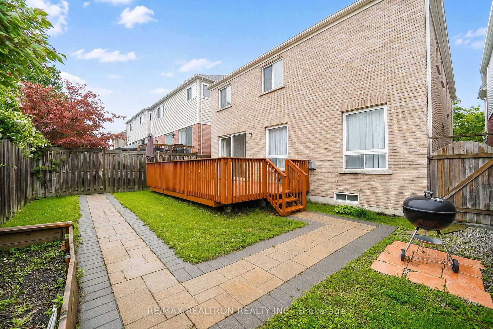 18 Byram Downs Street • Ajax, ON photo 30