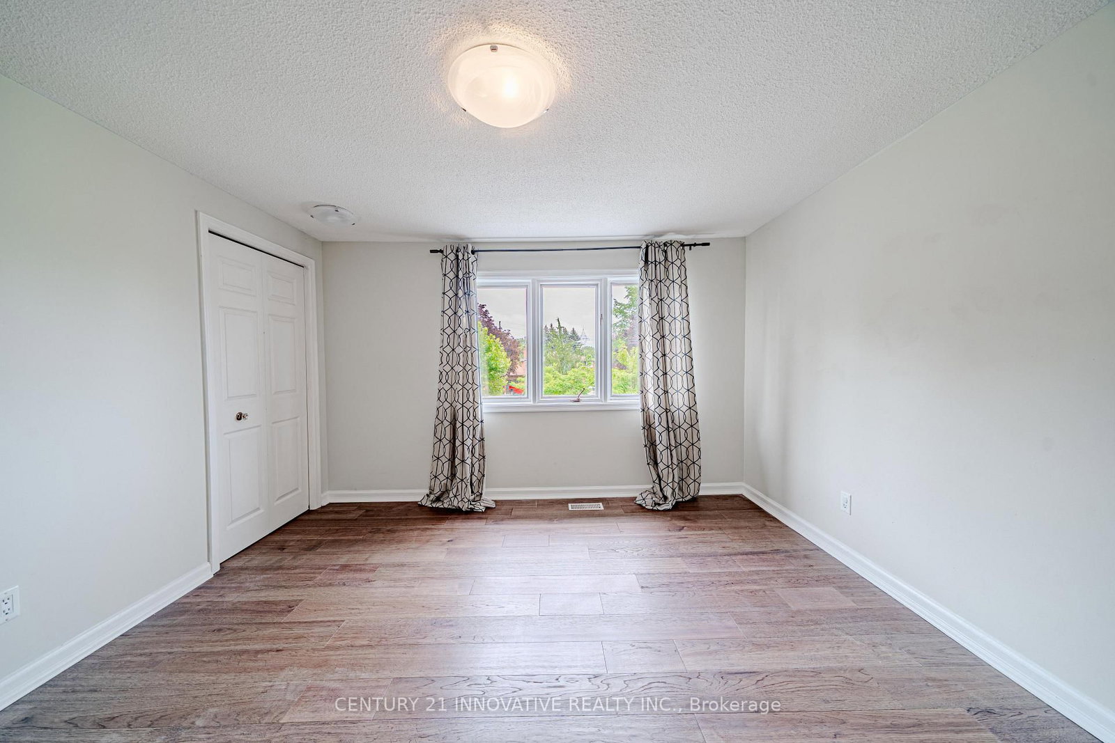 1058 Chelsea Court • Oshawa, ON photo 25