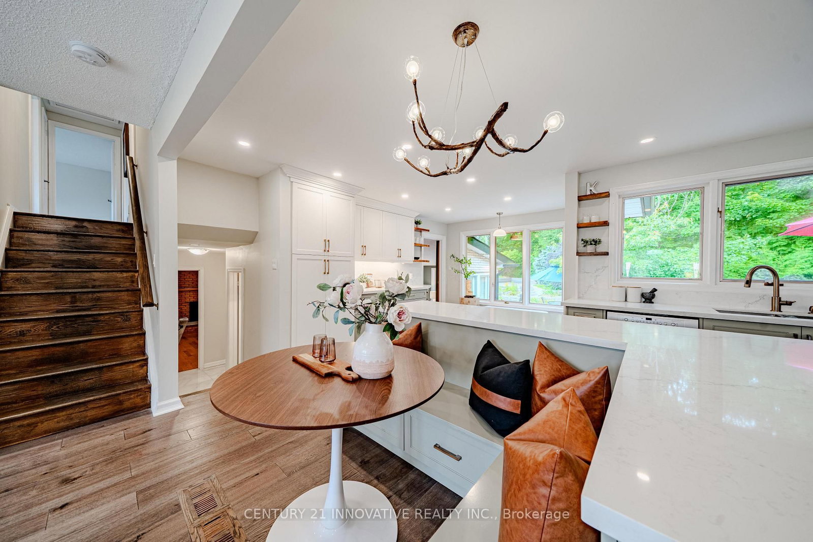 1058 Chelsea Court • Oshawa, ON photo 9
