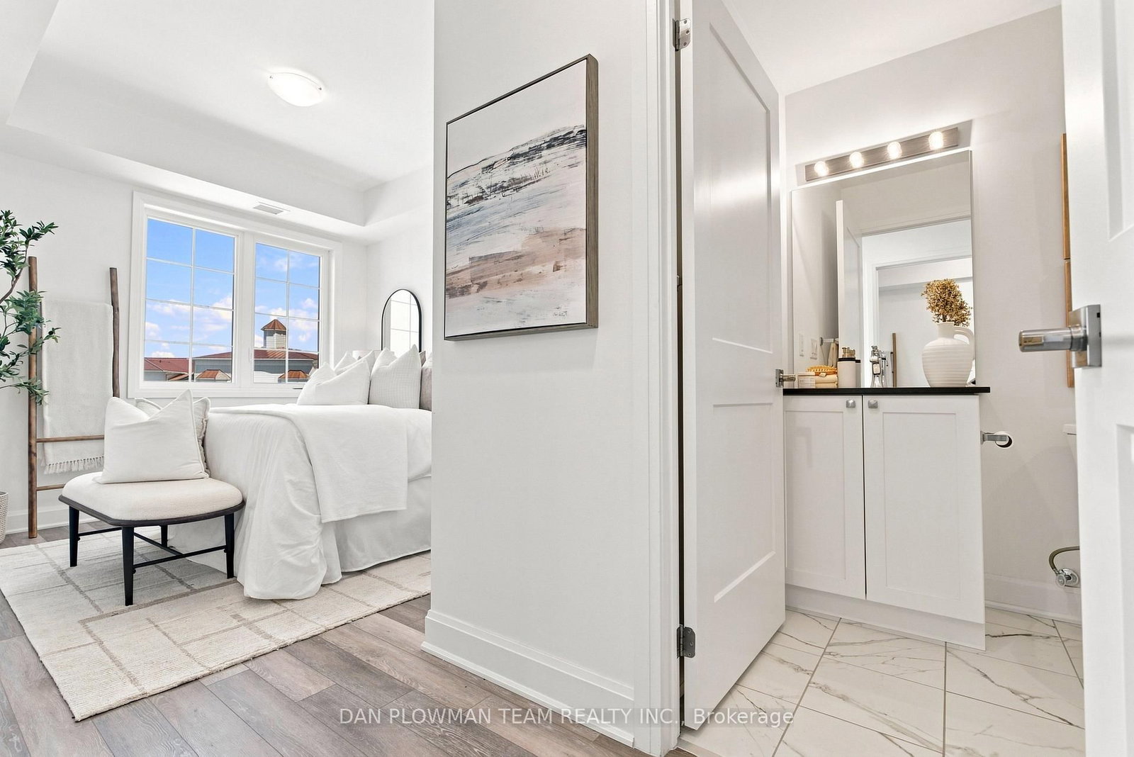 50 Lakebreeze Drive • #424 • Clarington, ON photo 12