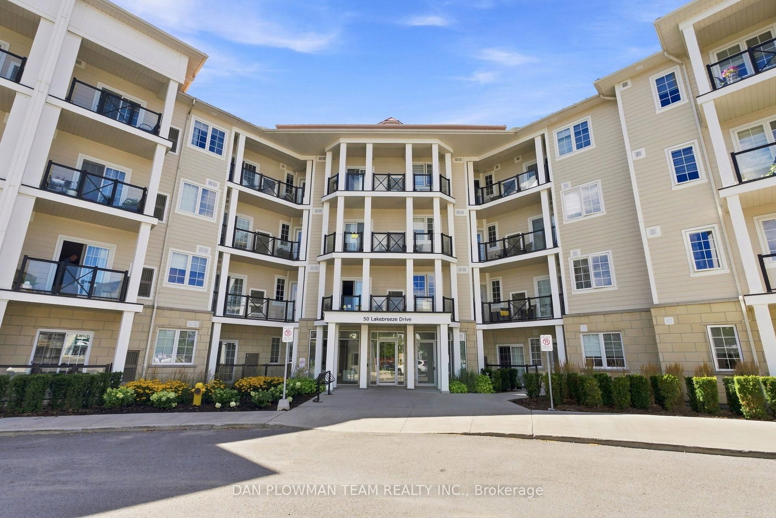50 Lakebreeze Drive • #424 • Clarington, ON photo 19