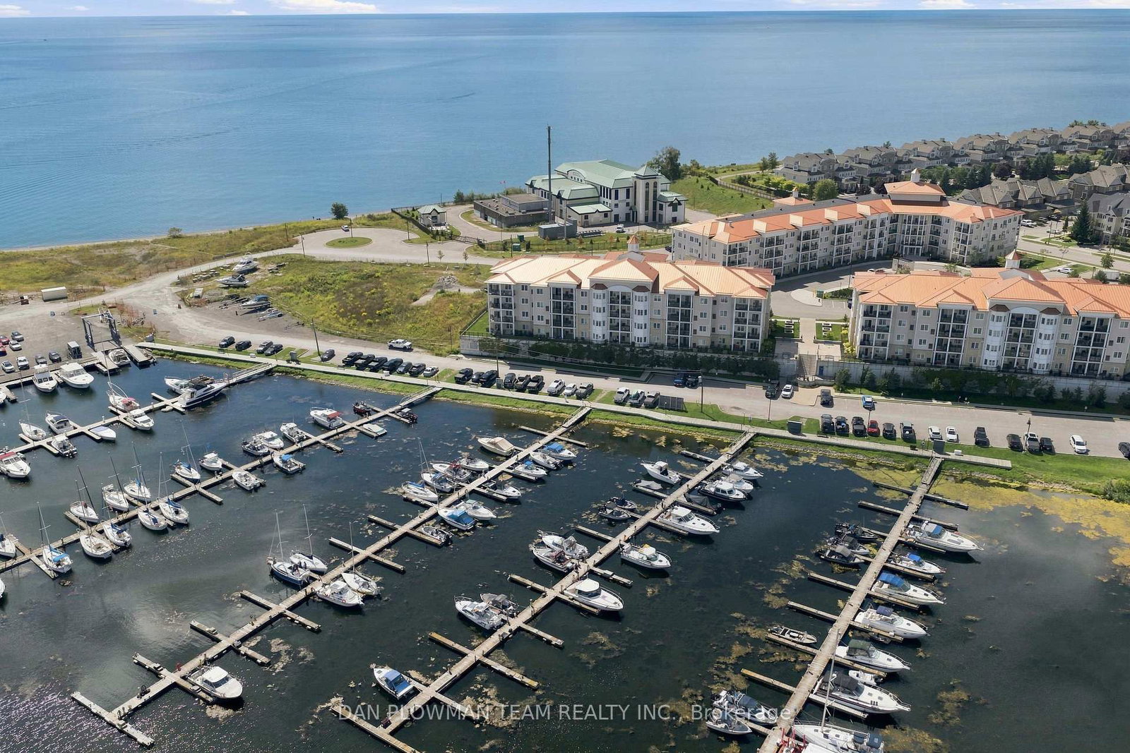 50 Lakebreeze Drive • #424 • Clarington, ON photo 23