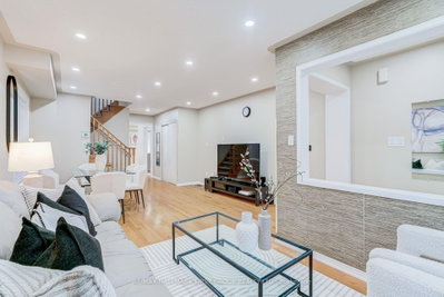6 Tansley Crescent • Ajax, ON photo 6