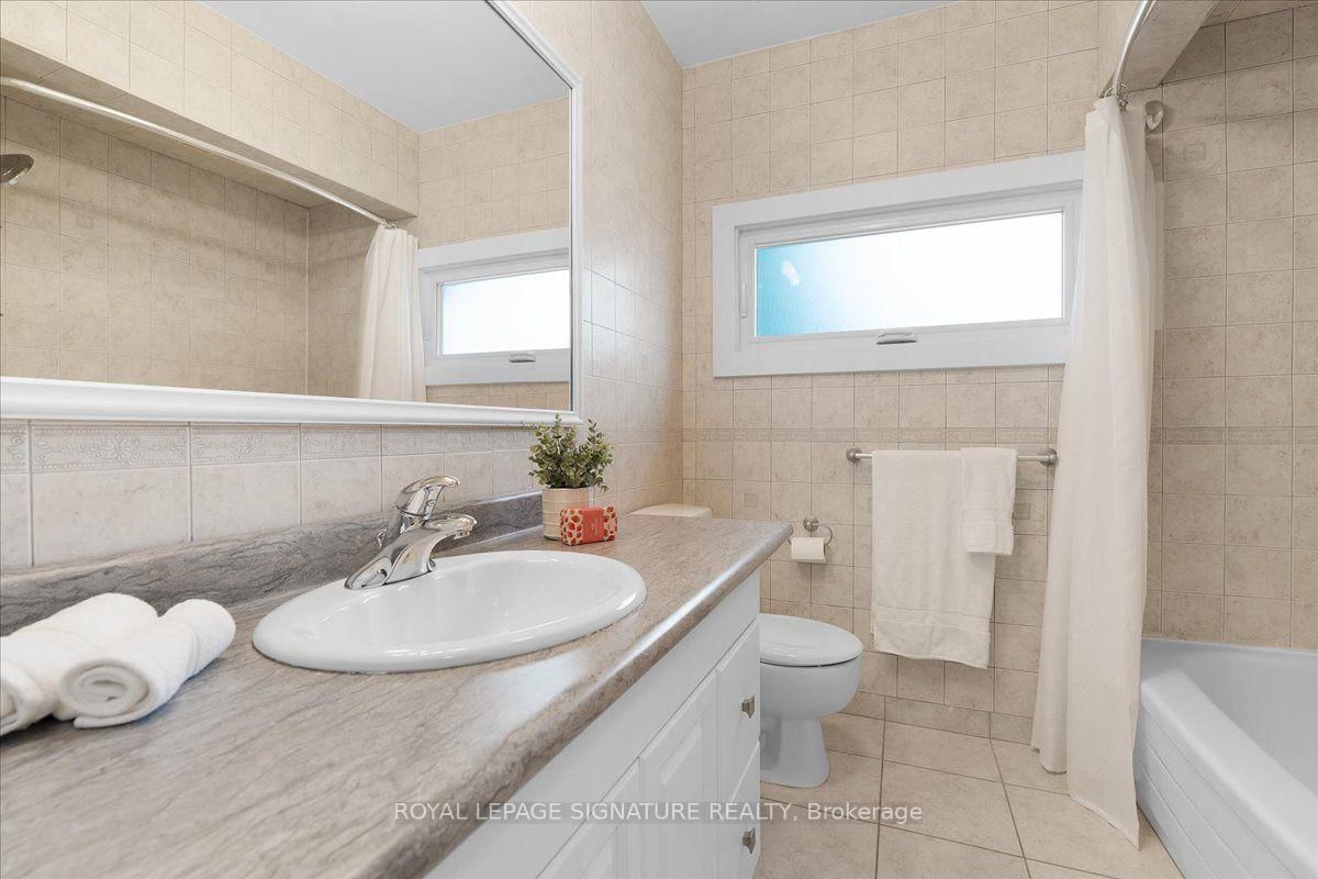 1 Westcroft Drive • Toronto, ON photo 17