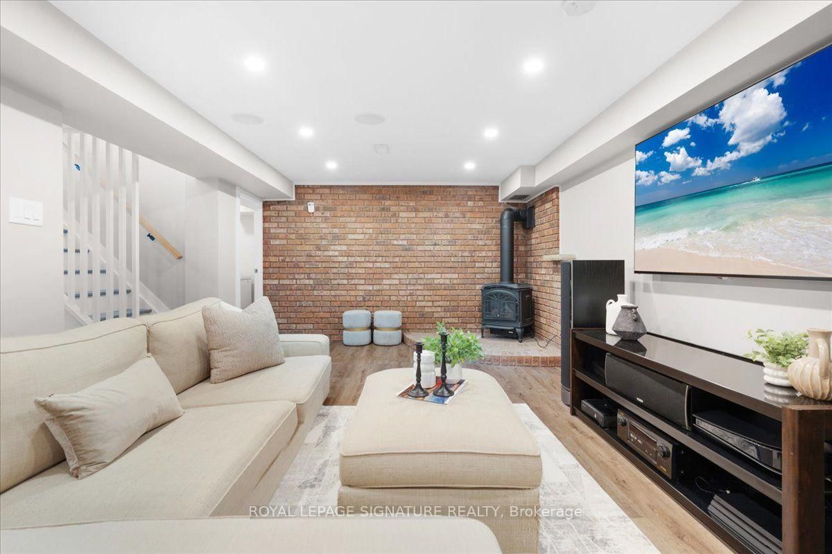1 Westcroft Drive • Toronto, ON photo 23