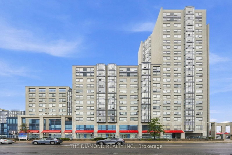 816 - 2550 Lawrence Avenue E