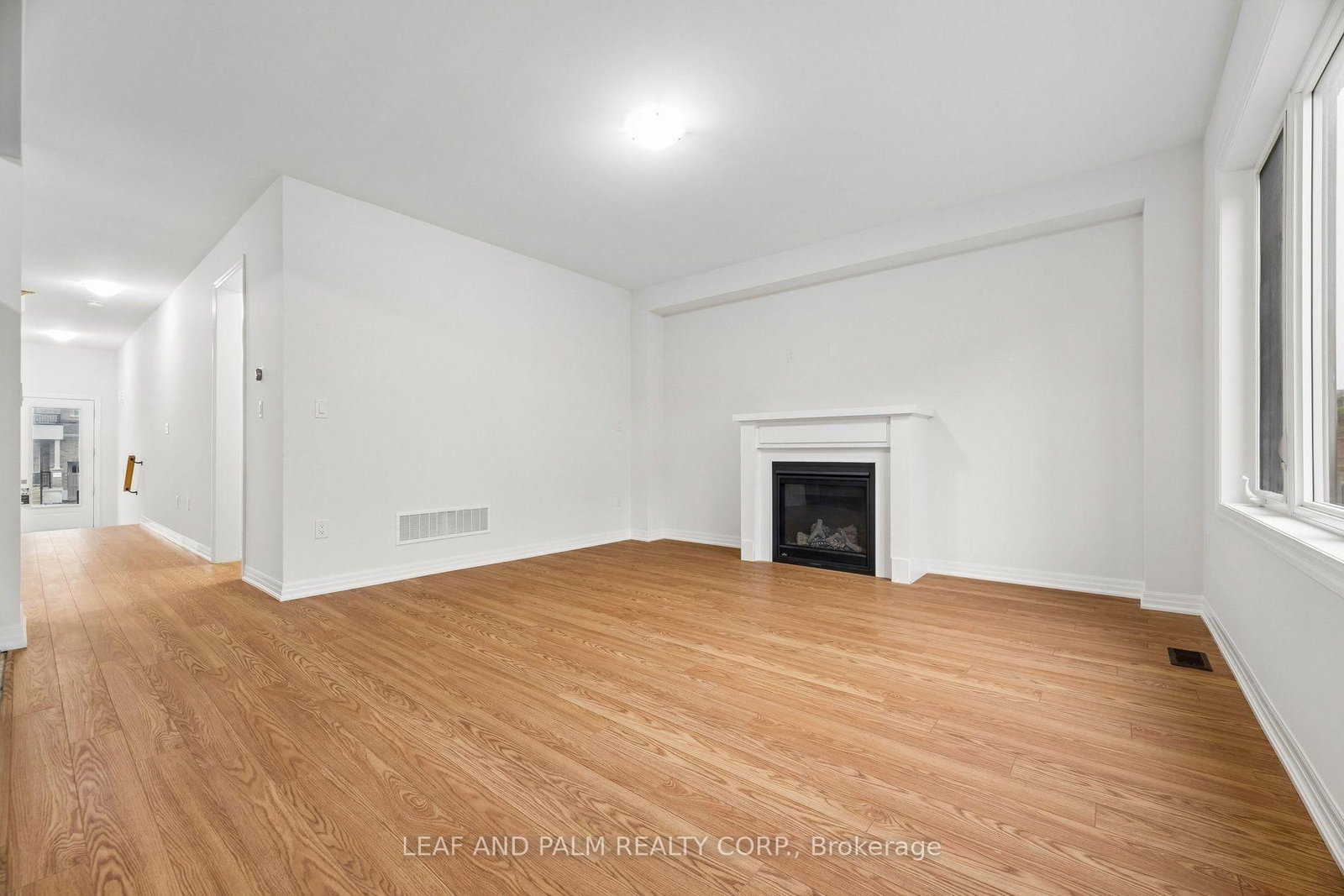 42 Northrop Avenue • Clarington, ON photo 10
