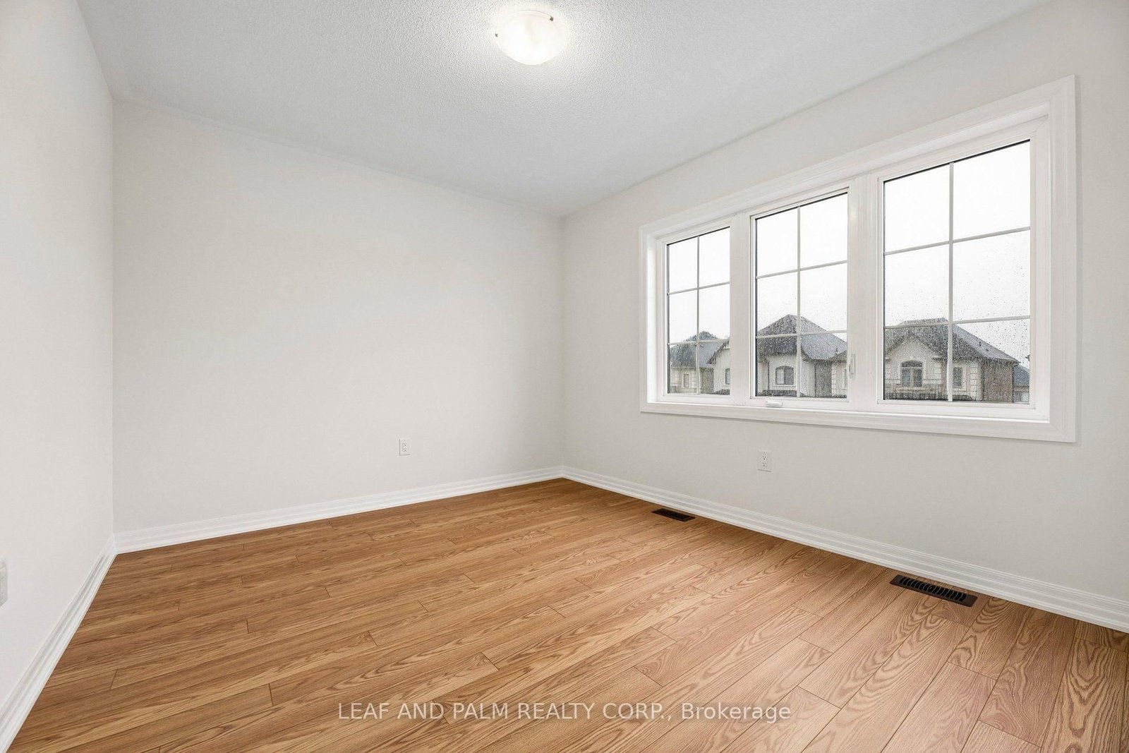 42 Northrop Avenue • Clarington, ON photo 21