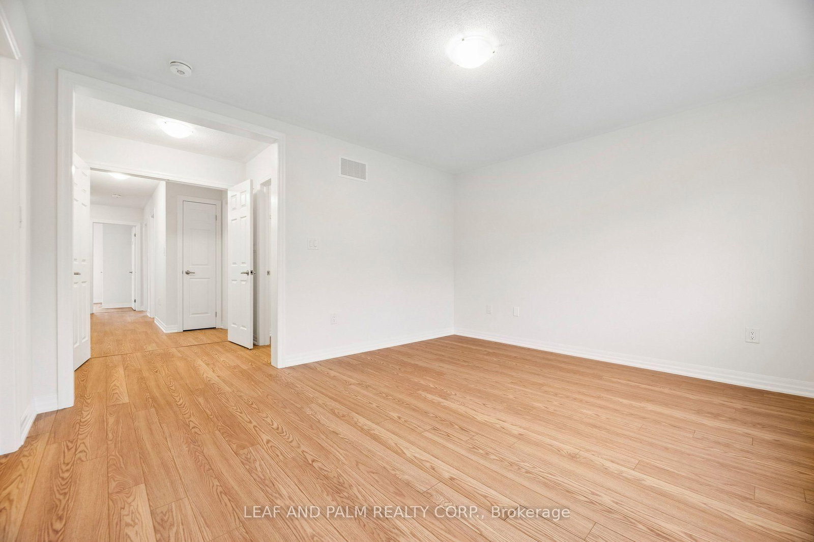 42 Northrop Avenue • Clarington, ON photo 32