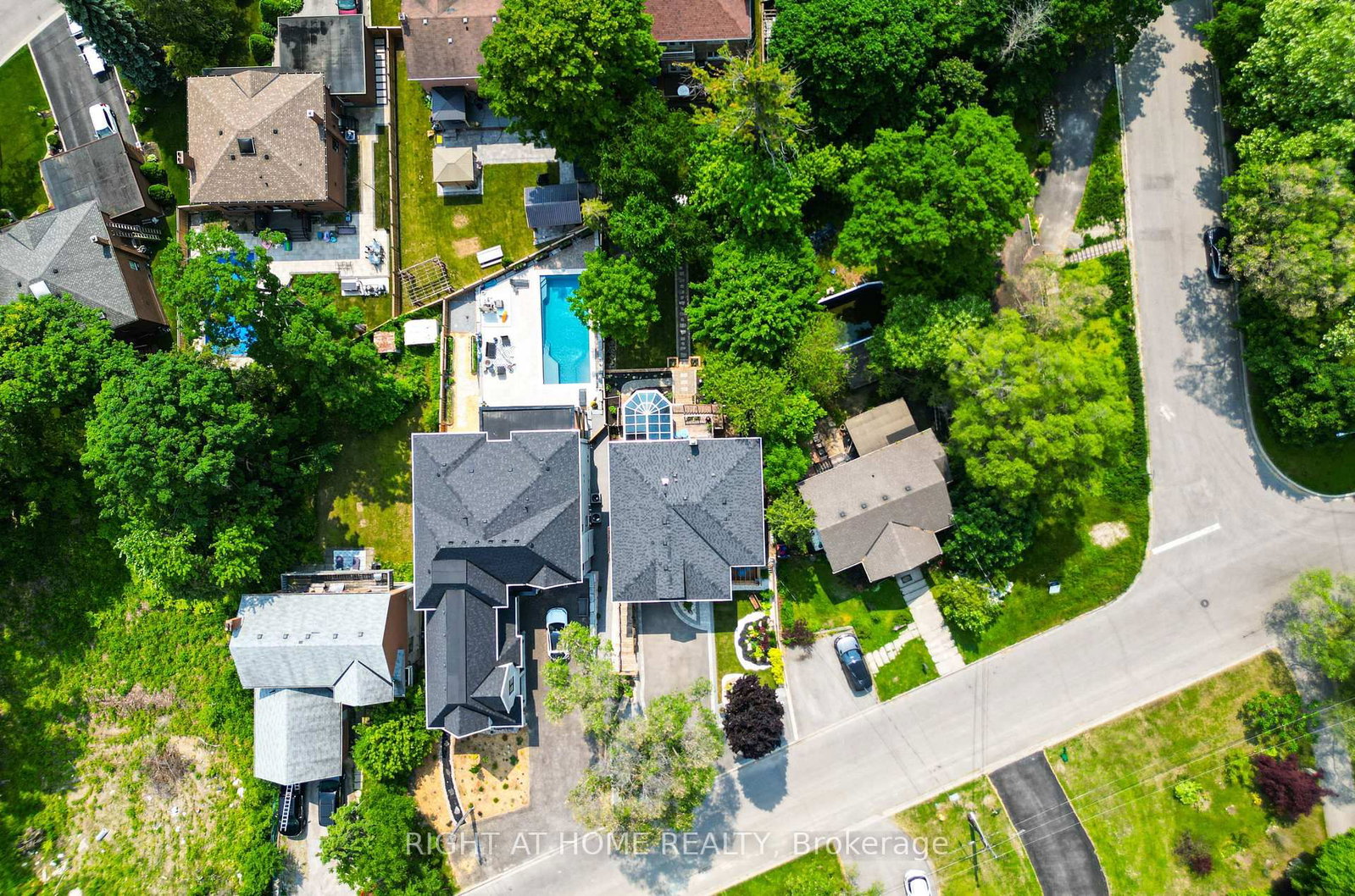 1482 Old Forest Road • Pickering, ON photo 1