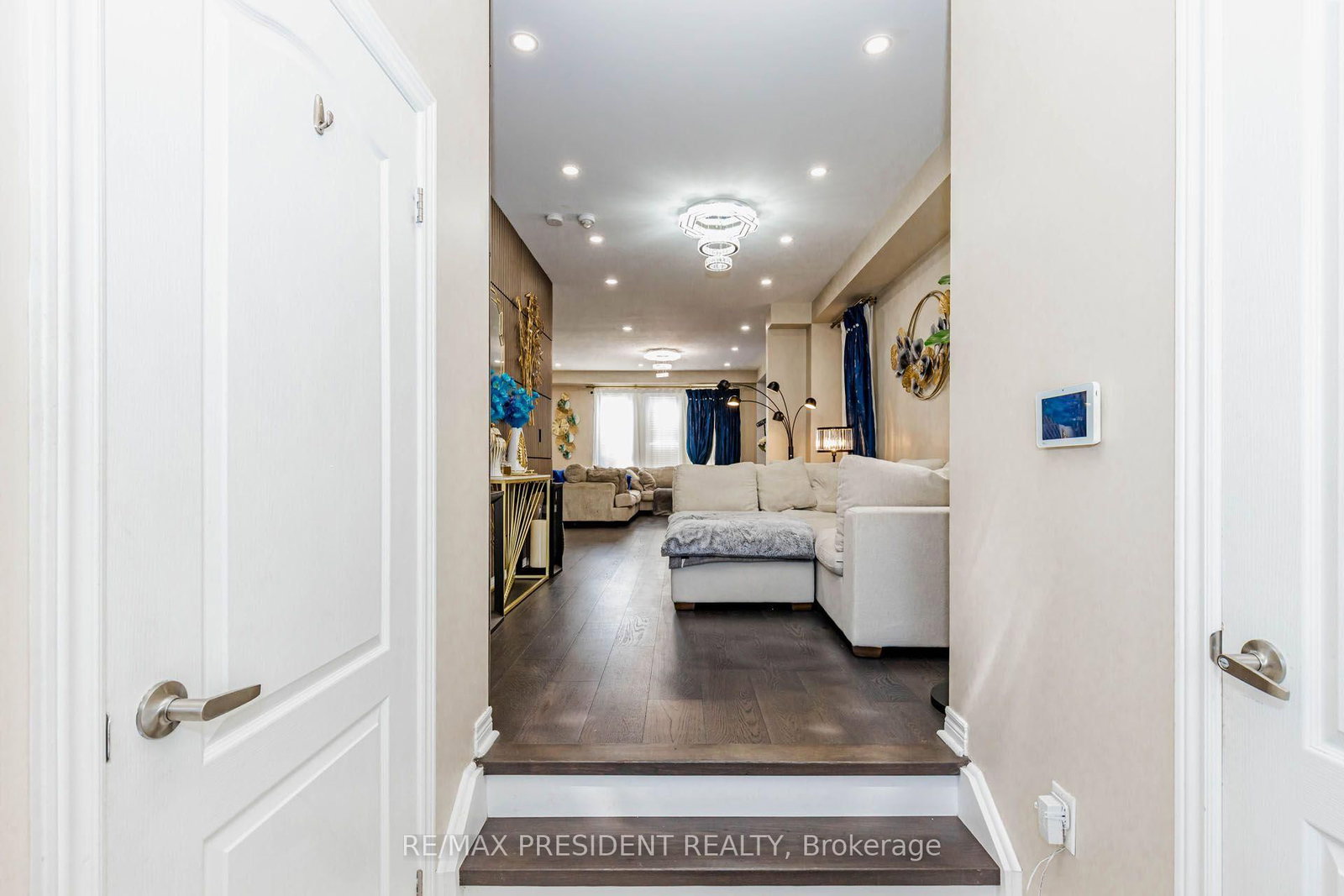 1436 Mayport Drive • Oshawa, ON photo 5