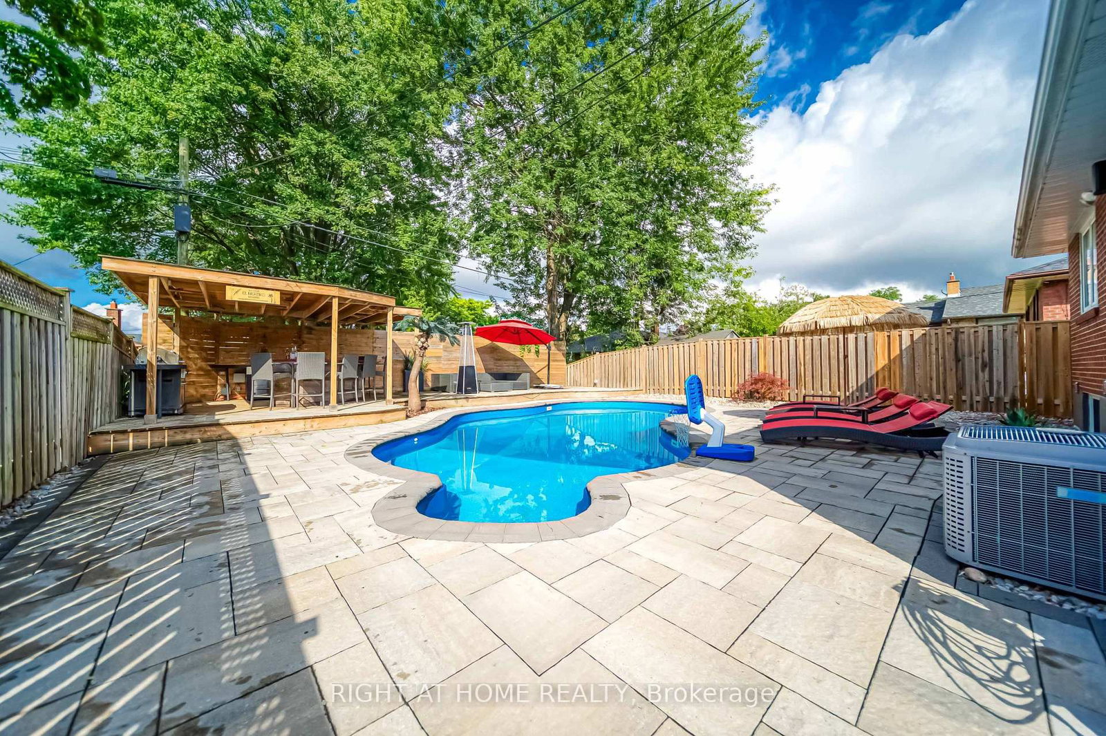 76 Wishing Well Drive • Toronto, ON photo 34