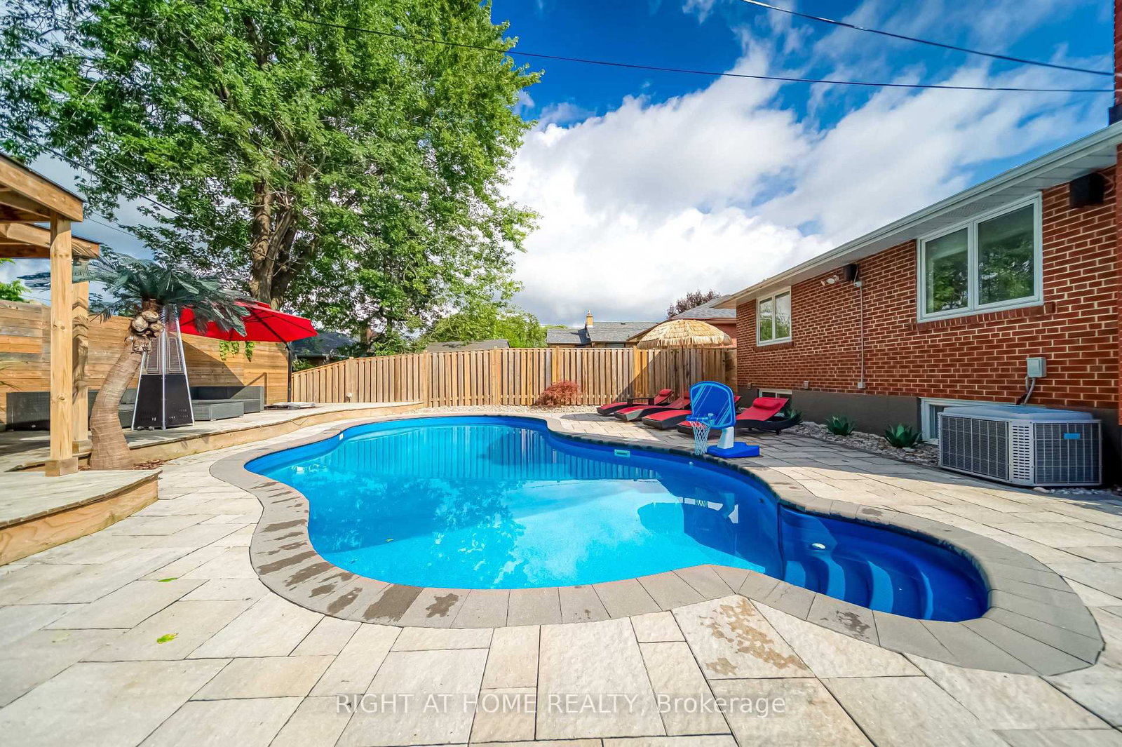 76 Wishing Well Drive • Toronto, ON photo 35