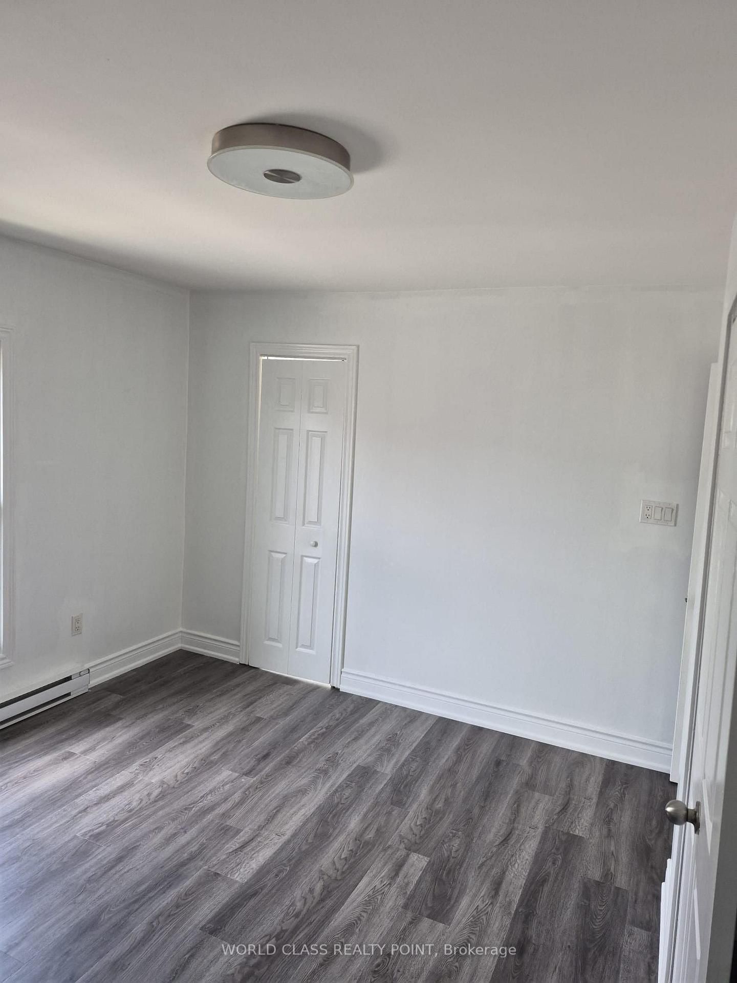 13 Brock Street E • Oshawa, ON photo 10