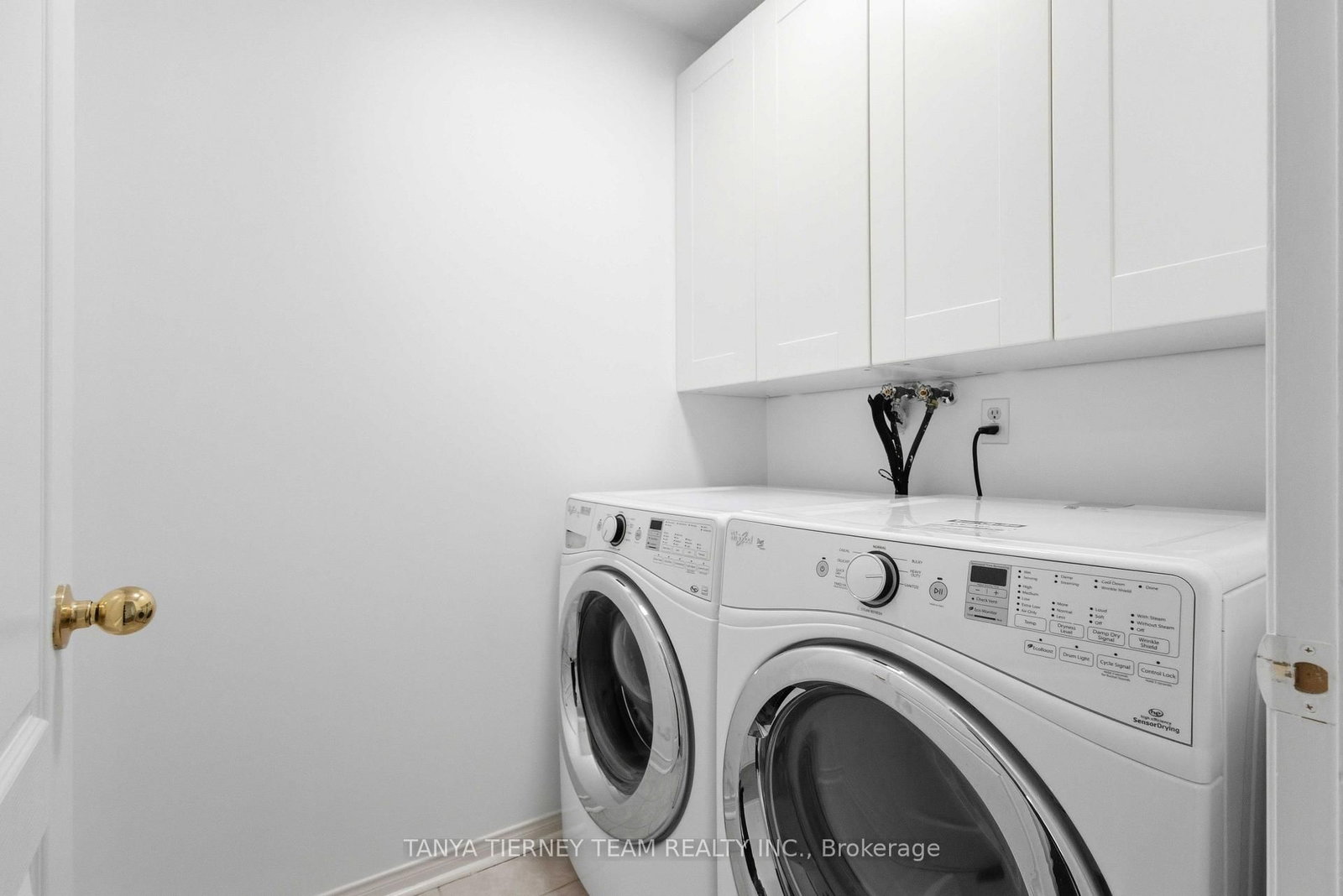 96 Robideau Place • Whitby, ON photo 37