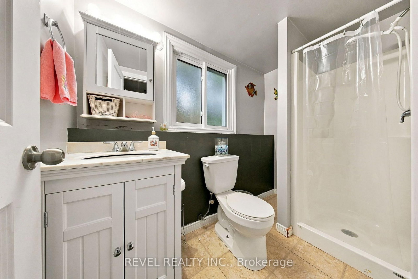 562 Capilano Crescent • Oshawa, ON photo 22