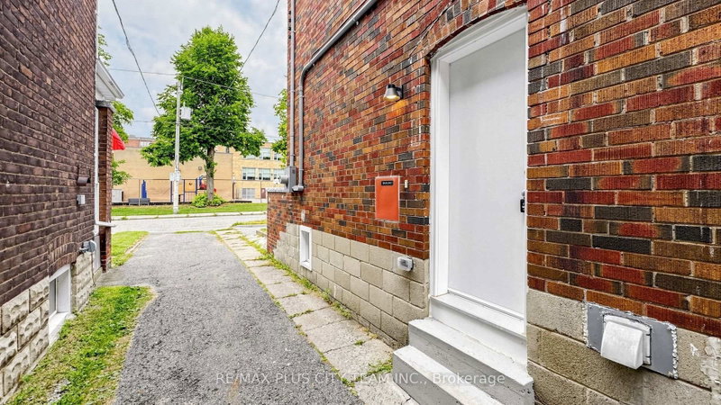 Bsmt - 9 Lesmount Avenue