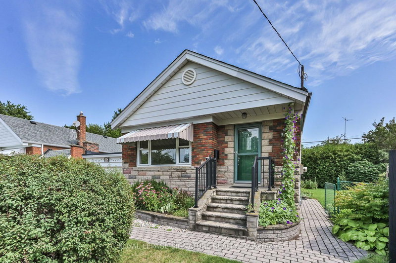 40 Shandara Crescent