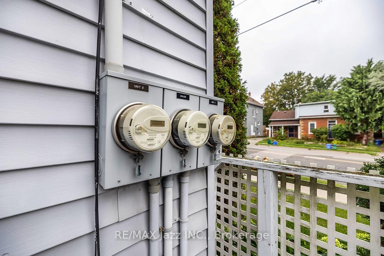 97 Adelaide Avenue E • Oshawa, ON photo 26