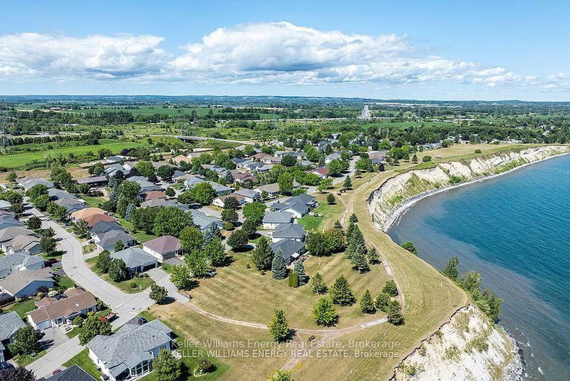 8 Hinkley Trail