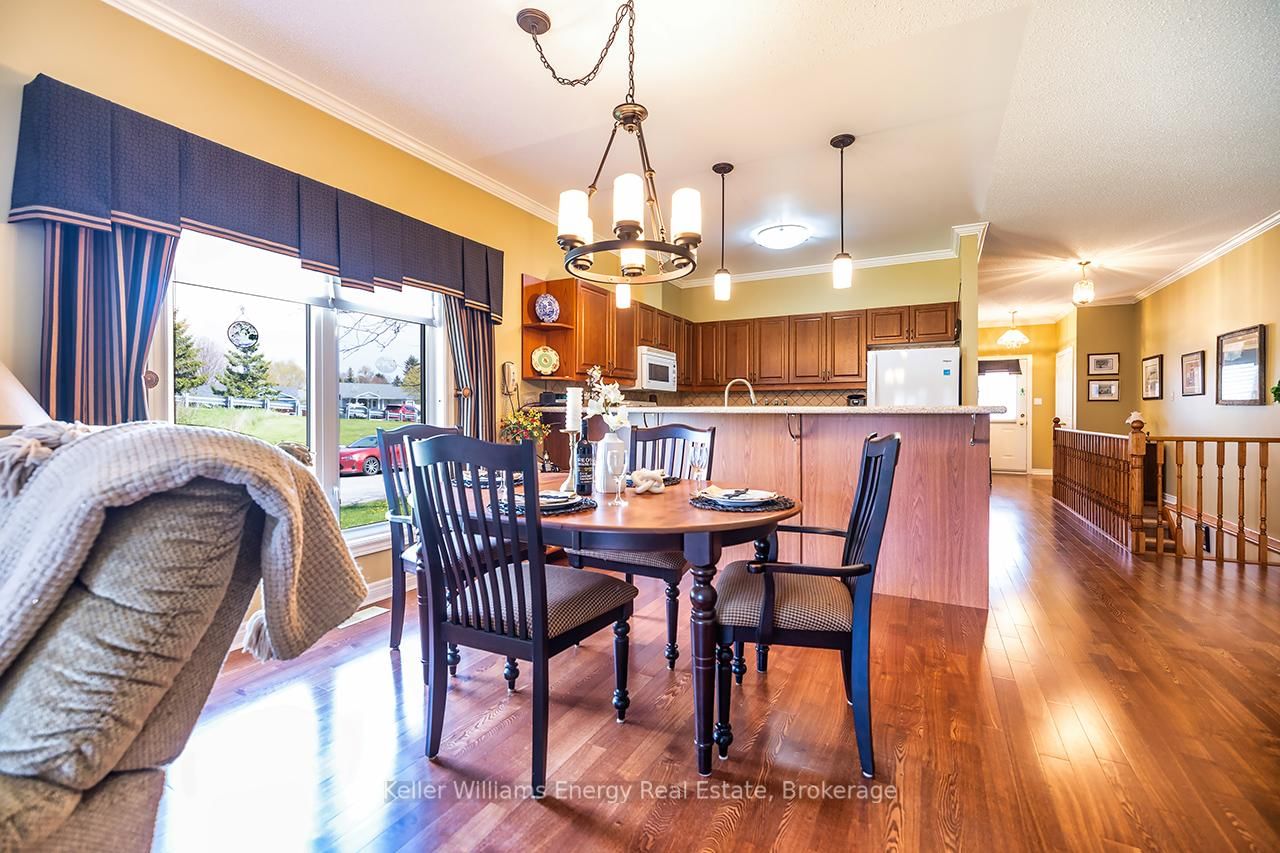 8 Hinkley Trail • Clarington, ON photo 13