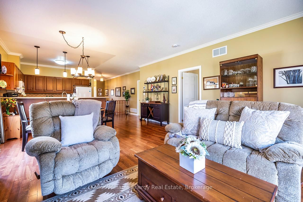 8 Hinkley Trail • Clarington, ON photo 18