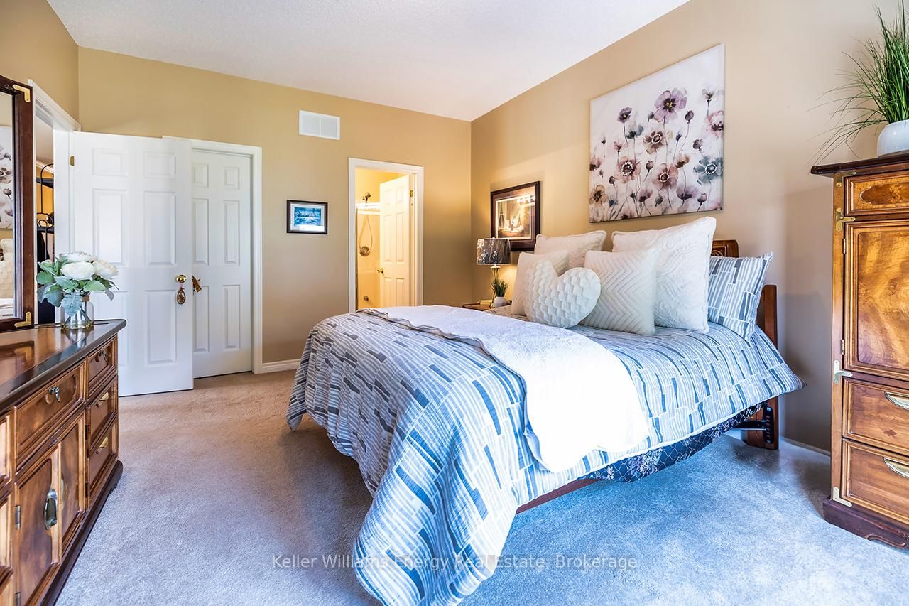 8 Hinkley Trail • Clarington, ON photo 25