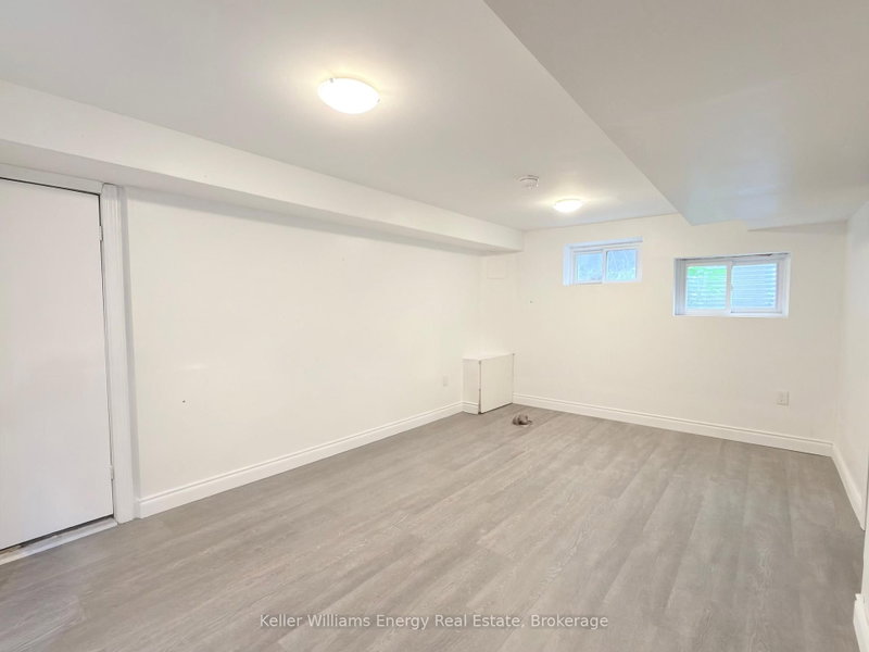 Lower - 273 Wilson Road S