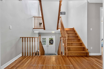 1775 Spartan Court • Pickering, ON photo 5