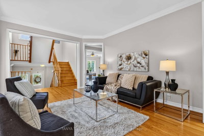 1775 Spartan Court • Pickering, ON photo 8