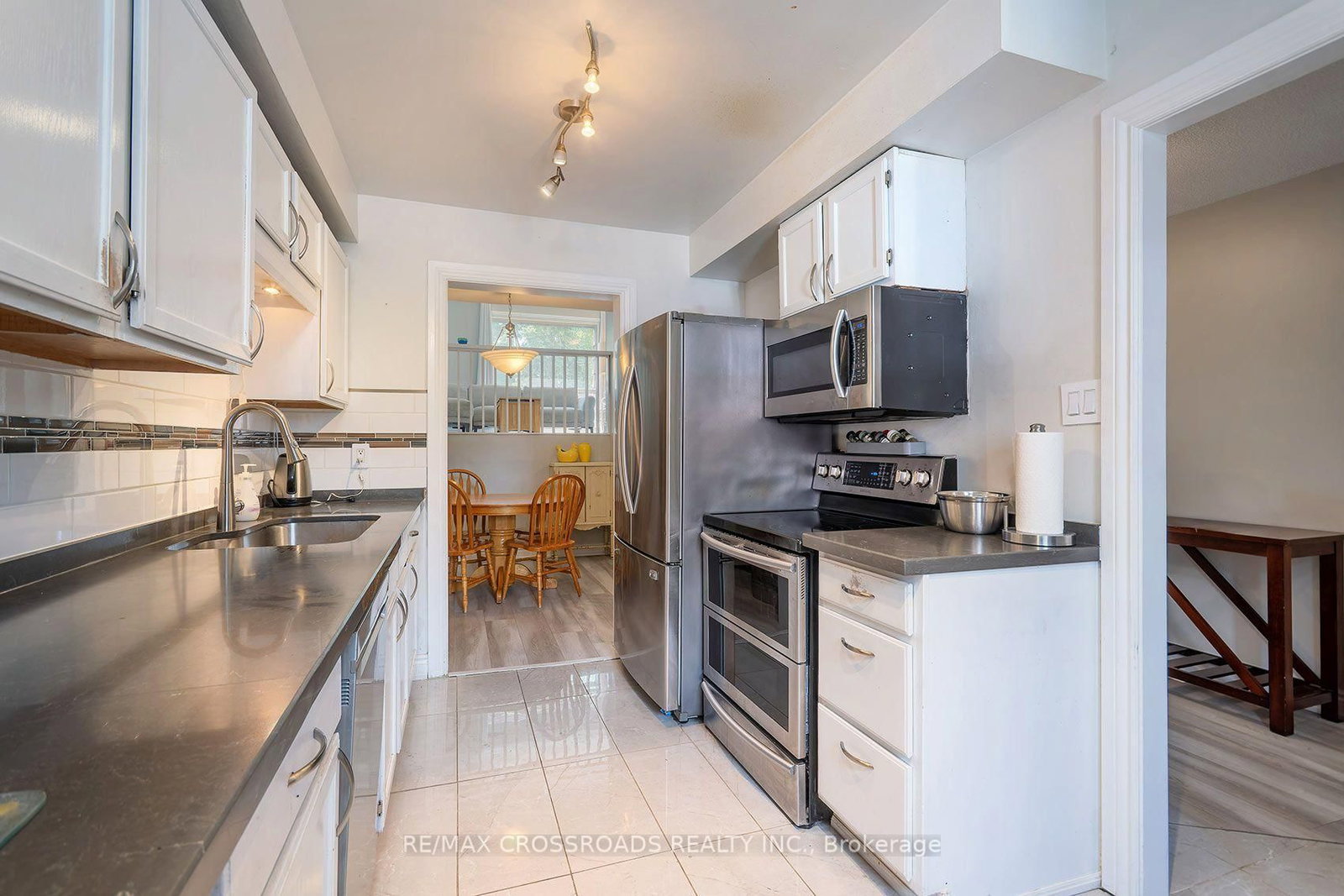 10 Rodda Boulevard • #65 • Toronto, ON photo 9