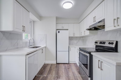 28 Rosebank Drive • #1001 • Toronto, ON photo 6