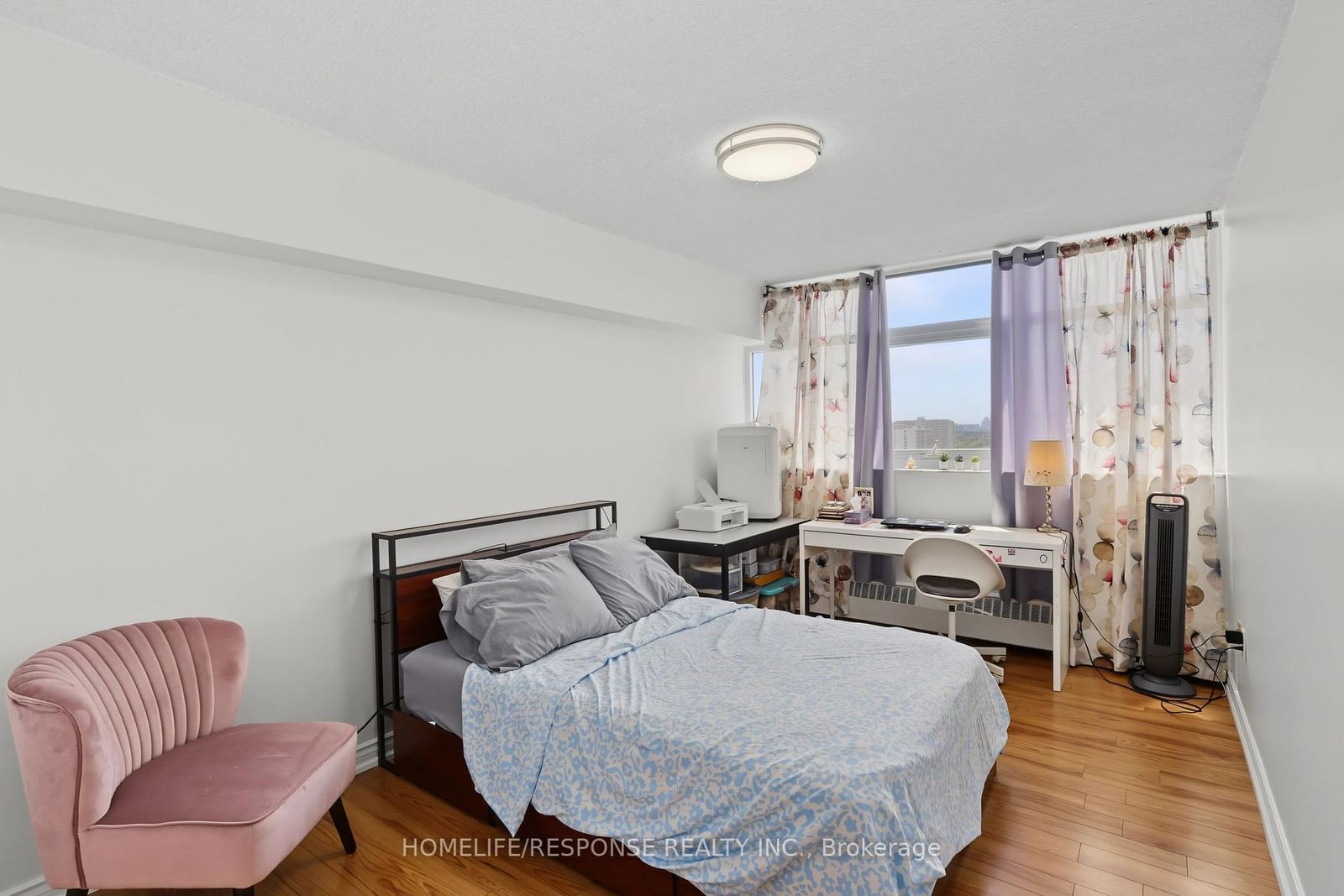 100 ECHO POINT • #1801 • Toronto, ON photo 16
