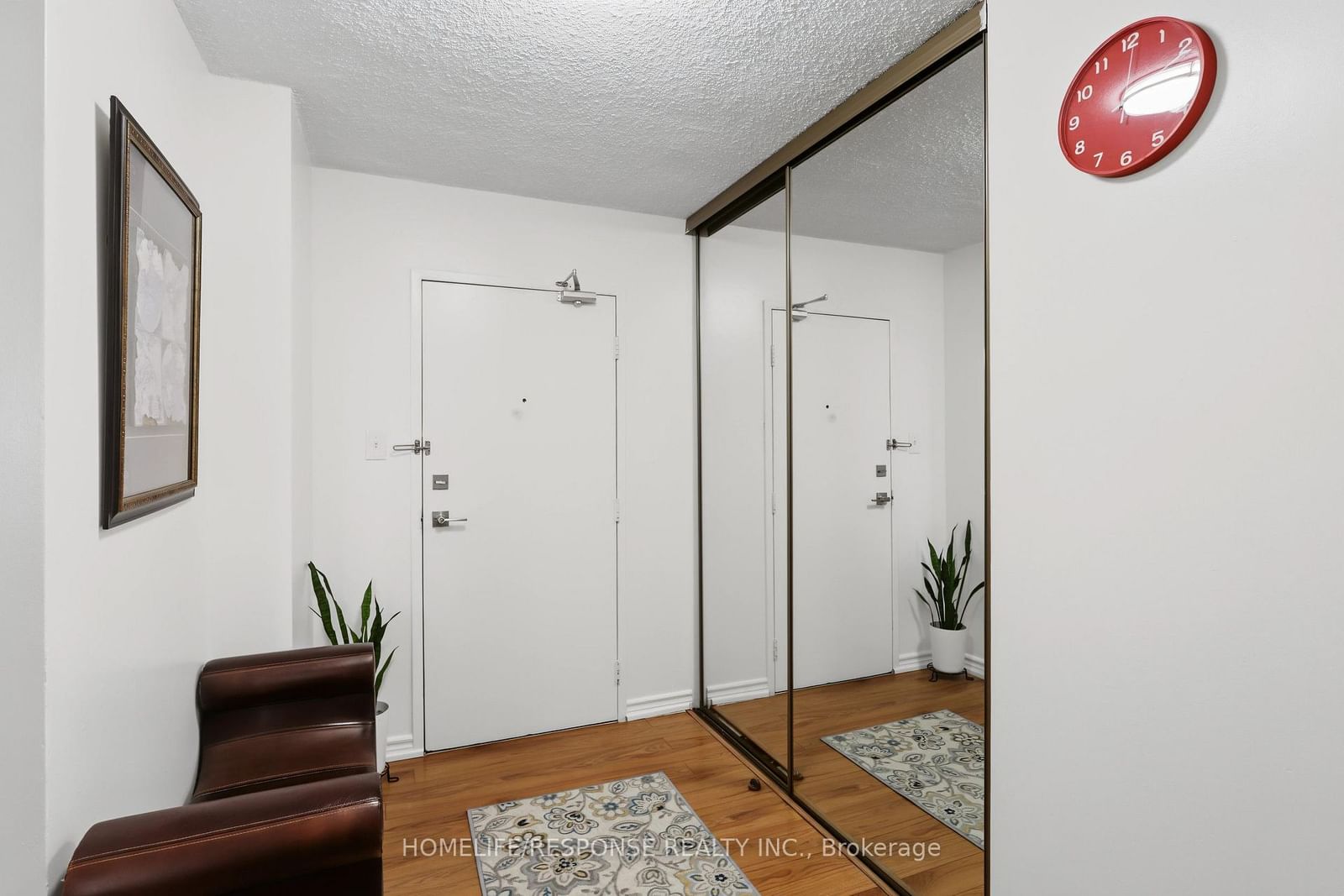 100 ECHO POINT • #1801 • Toronto, ON photo 4