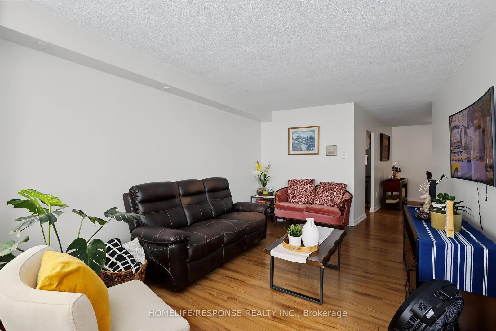 100 ECHO POINT • #1801 • Toronto, ON photo 5