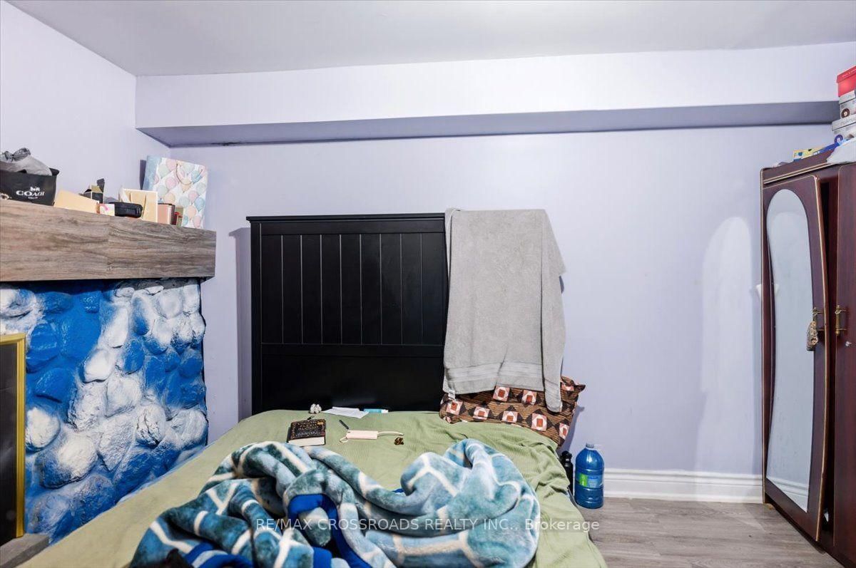 239 Island Road • Toronto, ON photo 24