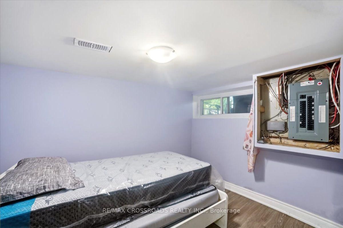 239 Island Road • Toronto, ON photo 25