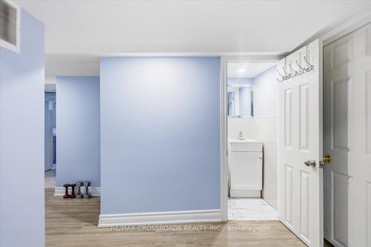 239 Island Road • Toronto, ON photo 28