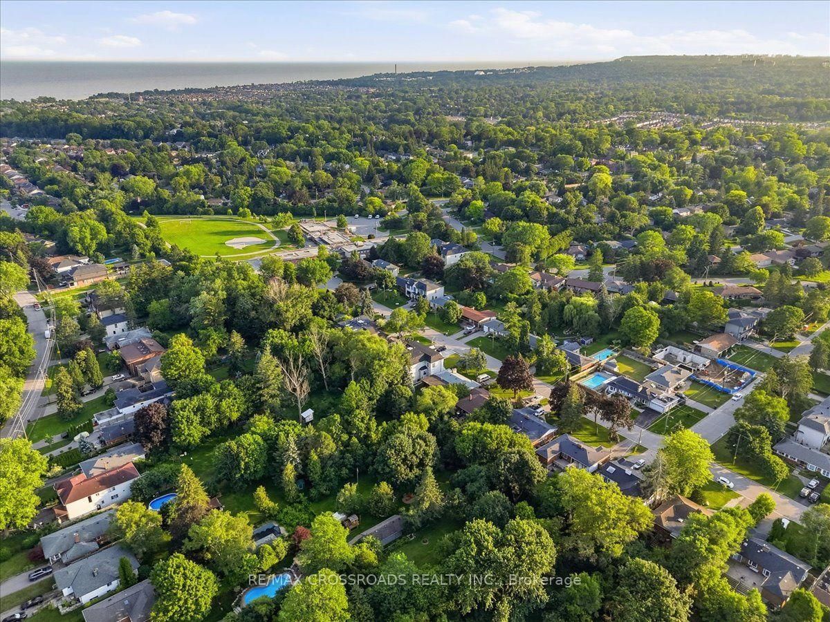 239 Island Road • Toronto, ON photo 39