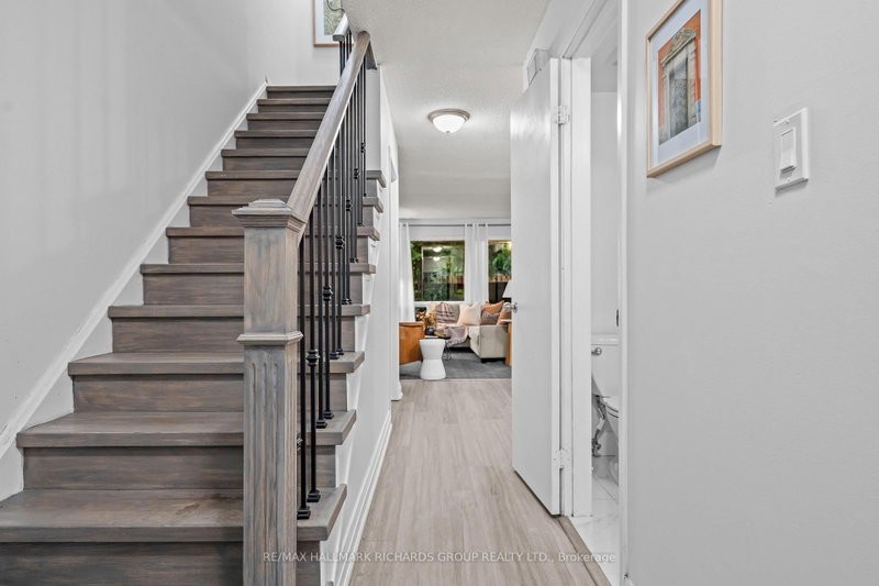 18 - 11 Livonia Place