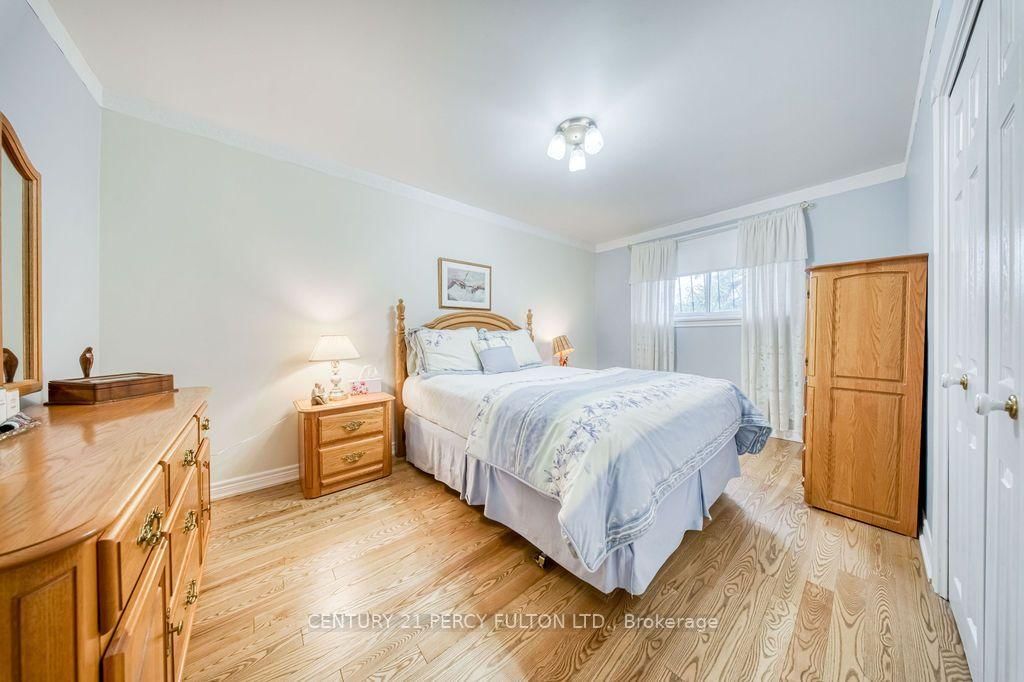 70 Limevale Crescent • Toronto, ON photo 21