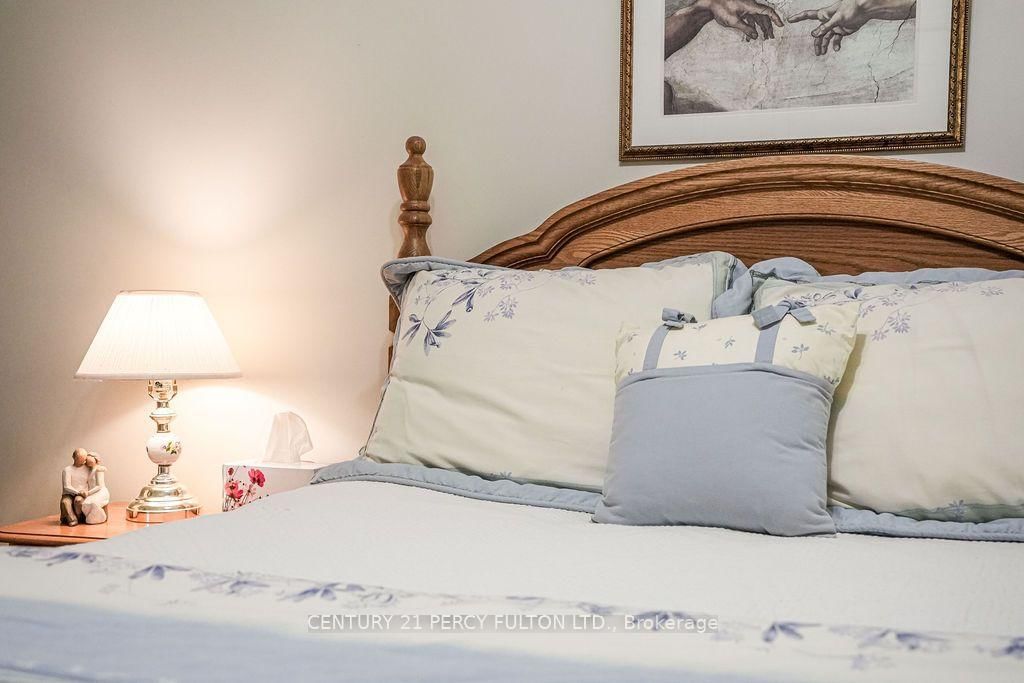 70 Limevale Crescent • Toronto, ON photo 22