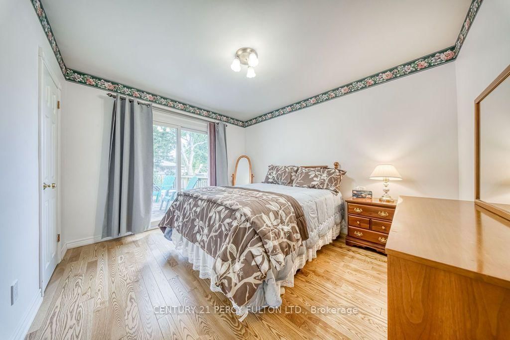 70 Limevale Crescent • Toronto, ON photo 24