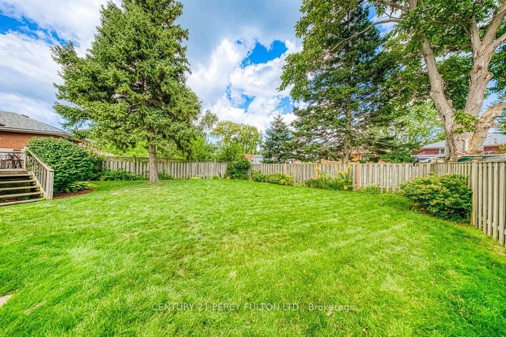 70 Limevale Crescent • Toronto, ON photo 43