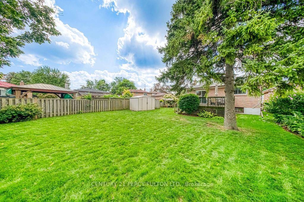 70 Limevale Crescent • Toronto, ON photo 45