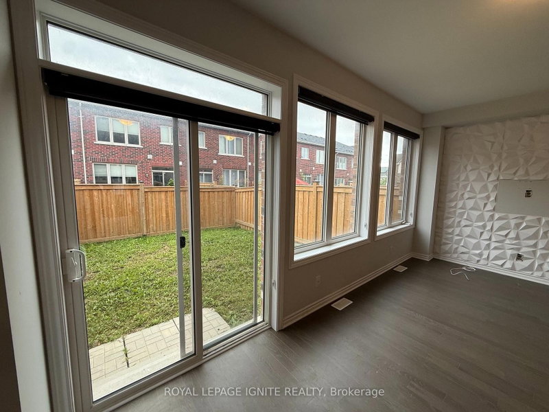 25 Sutcliffe Dr Drive