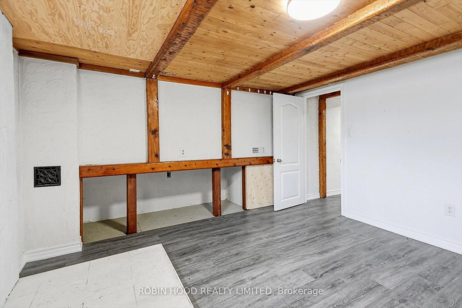 8 Pandora Circle • Toronto, ON photo 32